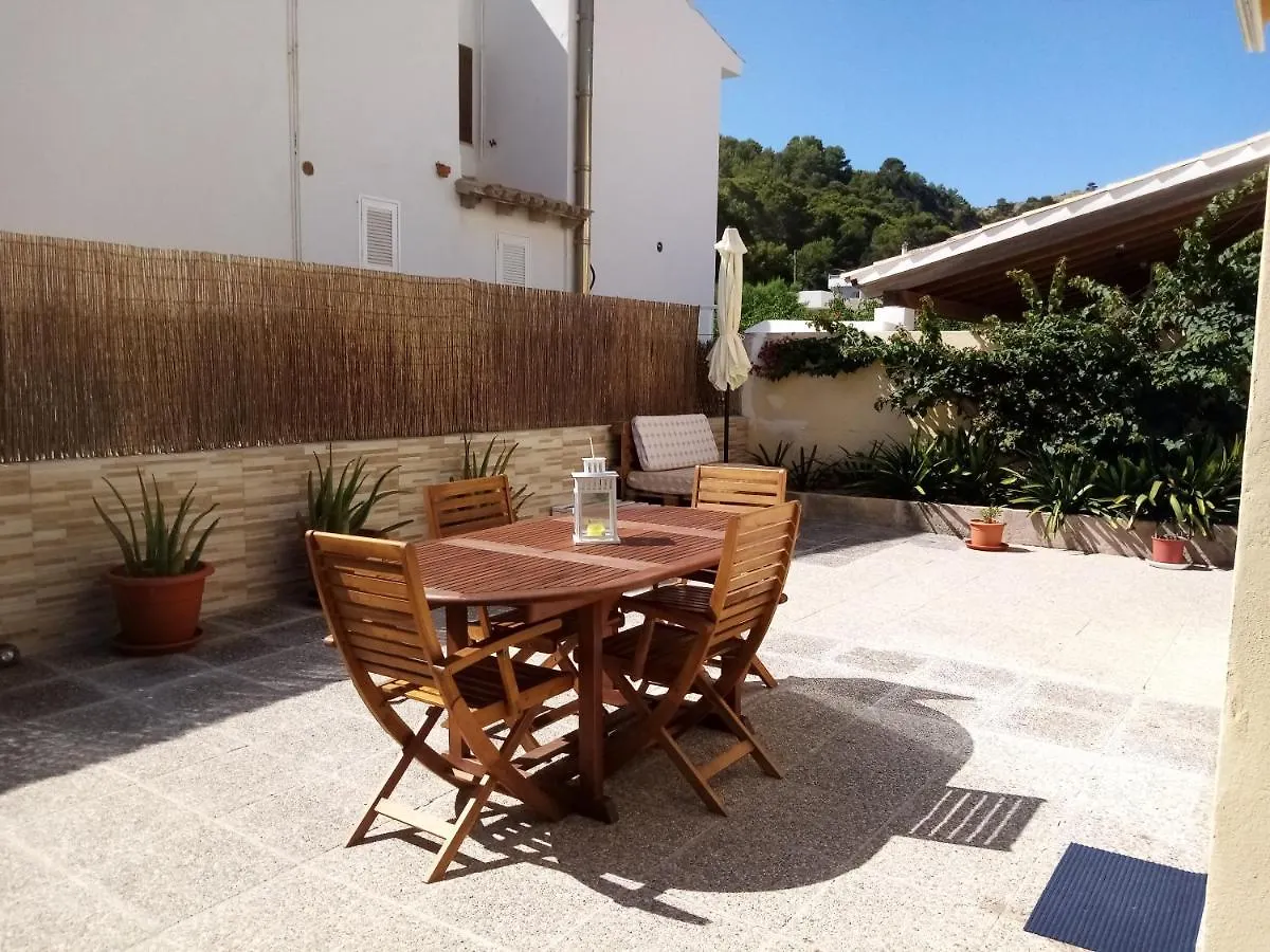La Miranda Villa Cala de Sant Vicenc Spanje